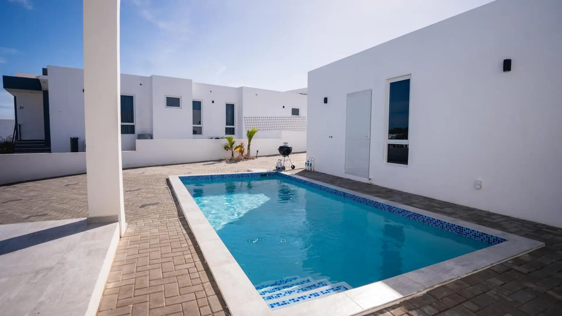 'Casa 30' Villa Nearby Mambo-Beach Willemstad