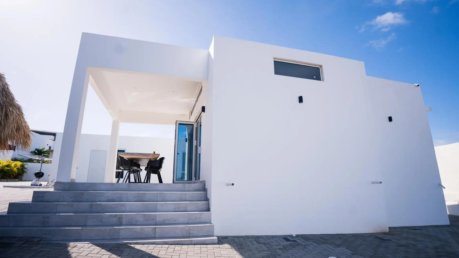 'Casa 30' Villa Nearby Mambo-Beach Willemstad
