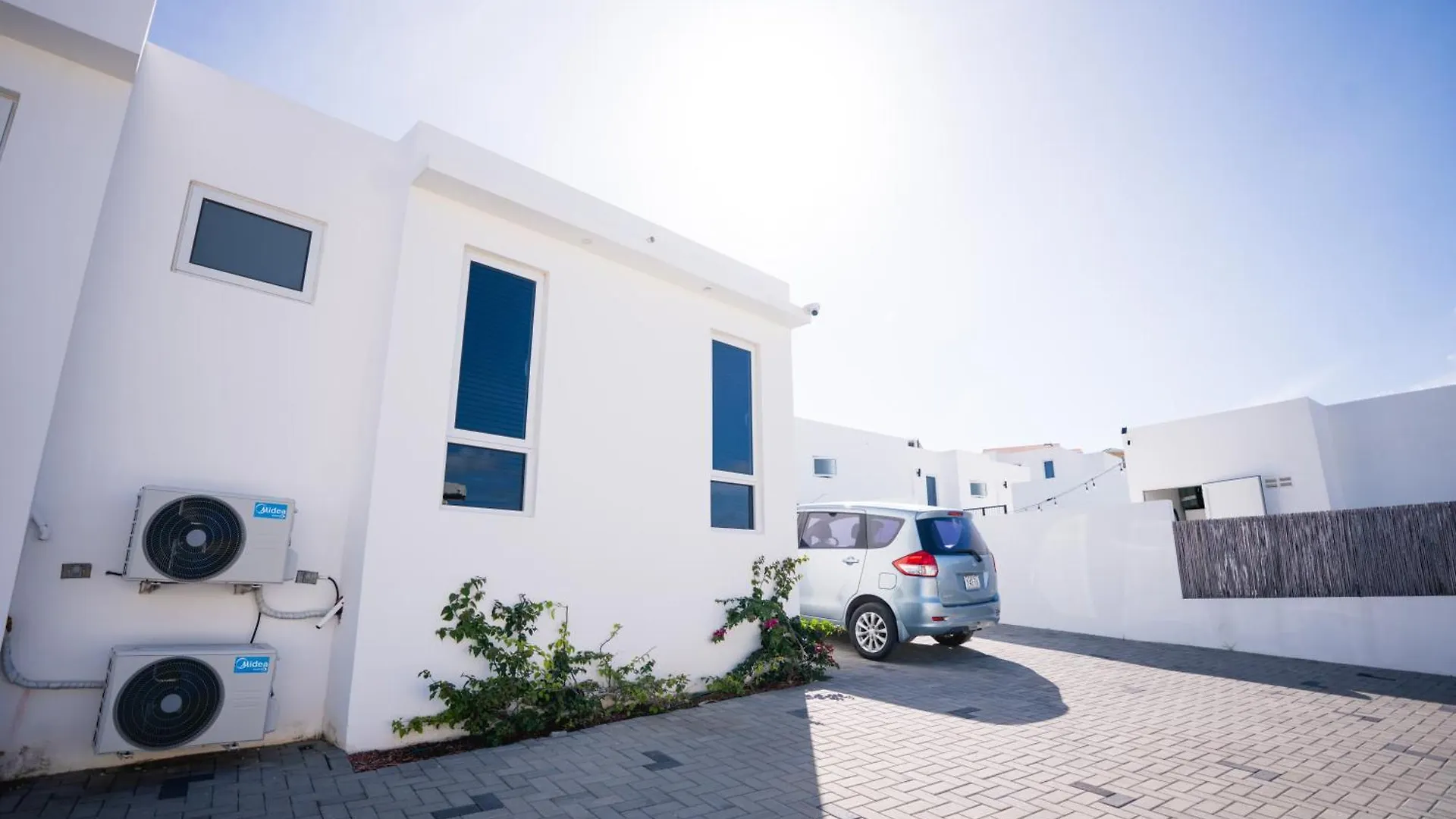 'Casa 30' Villa Nearby Mambo-Beach Willemstad Curaçao