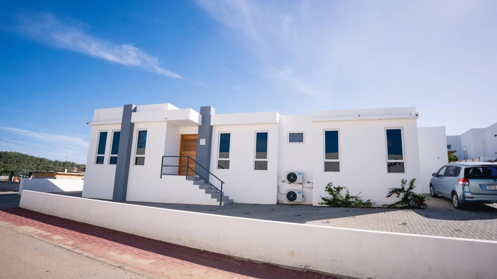 'Casa 30' Villa Nearby Mambo-Beach Willemstad